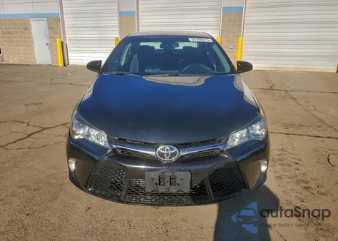 2015 Toyota Camry Le z USA, uszkodzony, nr VIN 4T1BF1FK3FU051298
